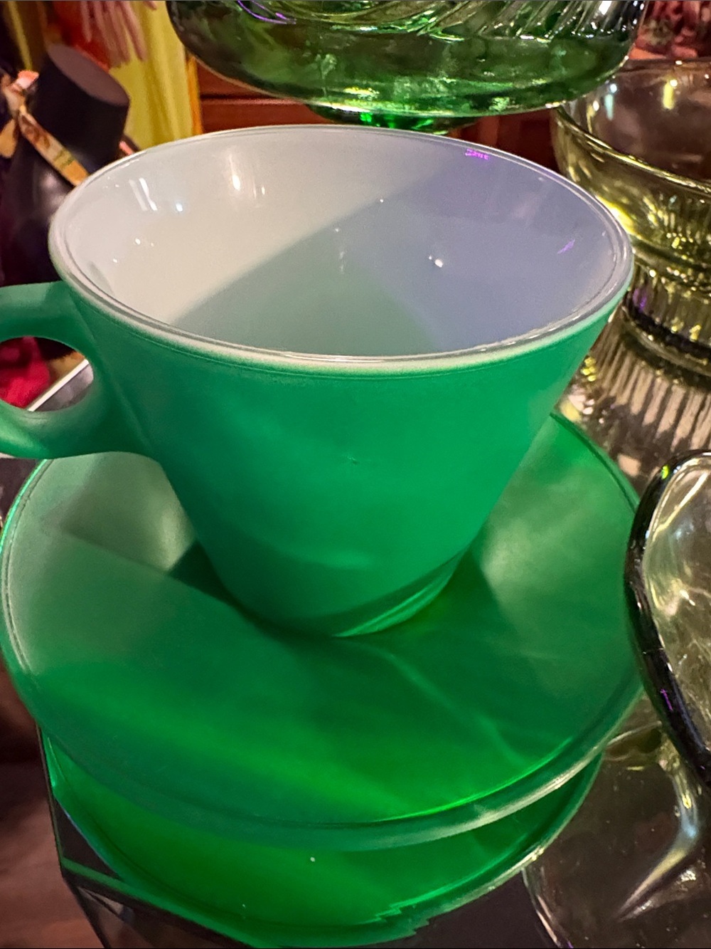 Green Glass Bundle of 6 Pieces Candy Nut Snack Dish and Color Change Mug - Picture 3 of 4